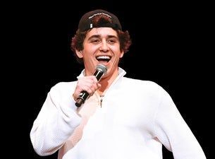 Marcello Hernandez Live